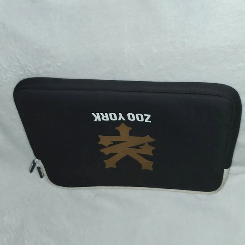 Zoo York Laptop Sleeve Old School New York Vintage 90s